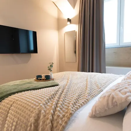 Ihost Luxury -free Parking- Plana 6 Apartment *