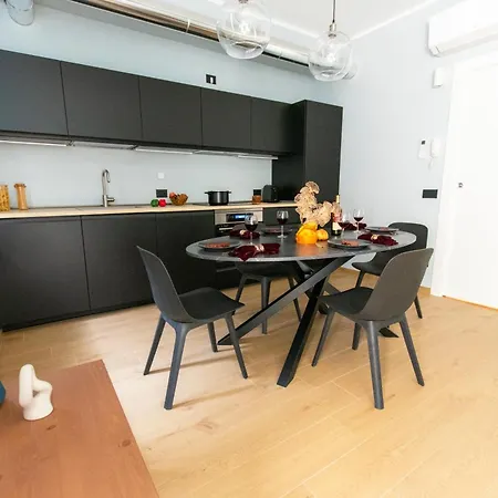 Ihost Luxury -free Parking- Plana 6 Mailand