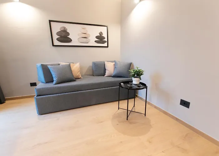 Ihost Luxury -free Parking- Plana 6