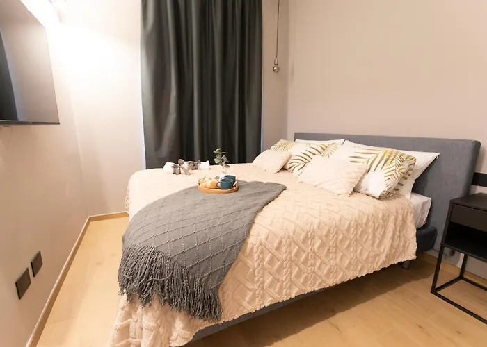 Apartmán Ihost Luxury -free Parking- Plana 6 Milán
