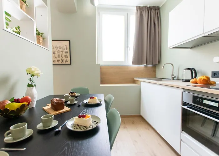 Ihost Luxury -free Parking- Plana 6 Apartmán