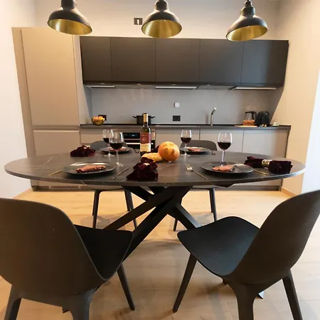 Ihost Luxury -free Parking- Plana 6 Apartment *