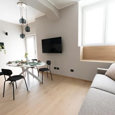 Ihost Luxury -free Parking- Plana 6 * Milan