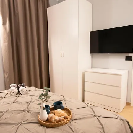 Ihost Luxury -free Parking- Plana 6